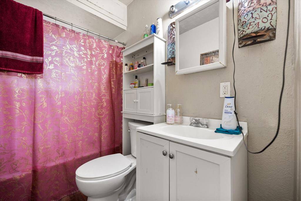 Fort Worth, TX 76106,2705 34th Street