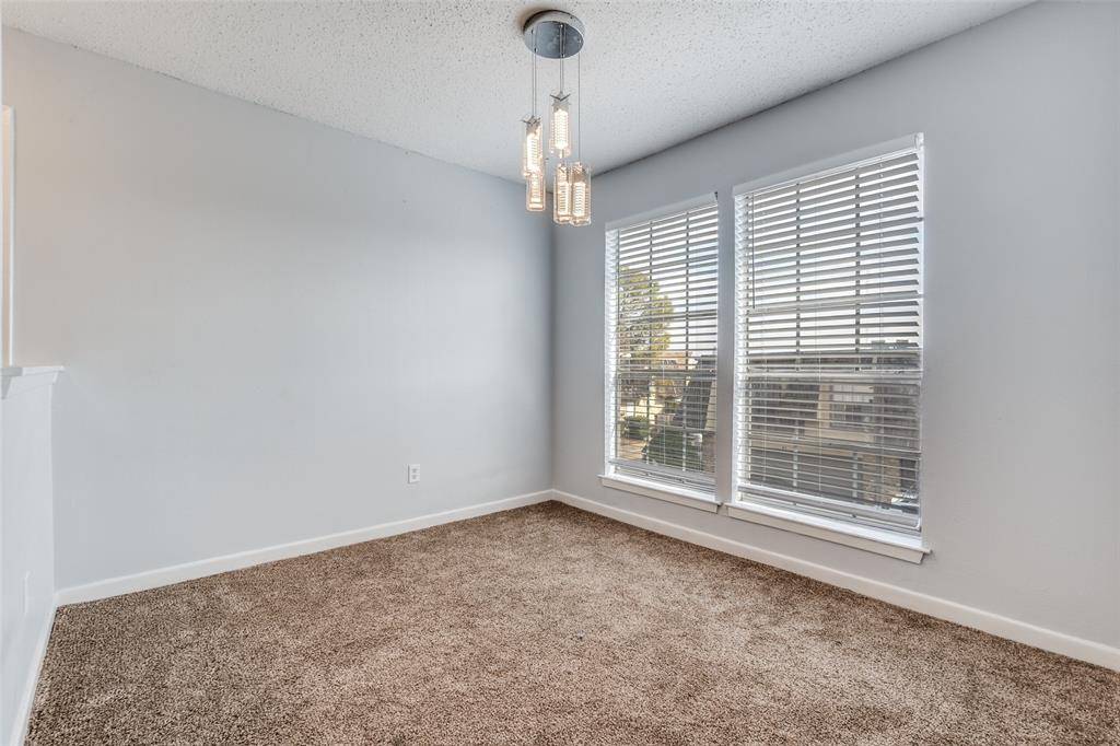 Dallas, TX 75231,8560 Park Lane #237