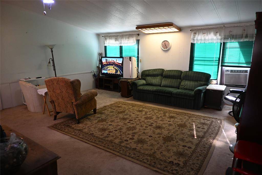 Arlington, TX 76002,704 Spring Miller Court