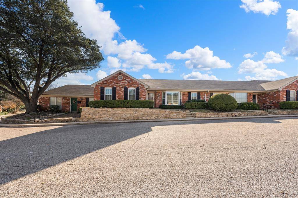 Waco, TX 76710,5236 Lake Shore Drive #3