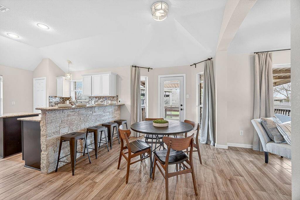 Waxahachie, TX 75167,1115 Red River Drive