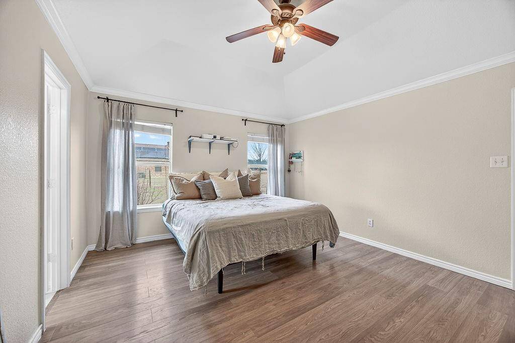 Waxahachie, TX 75167,1115 Red River Drive