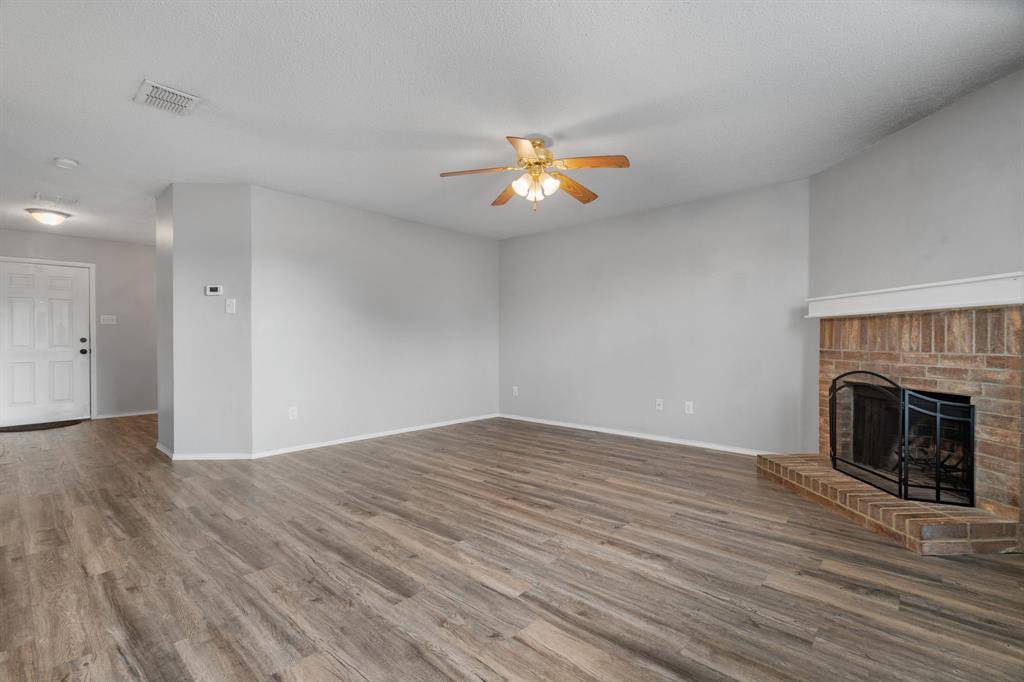 Cedar Hill, TX 75104,1215 Sullivan