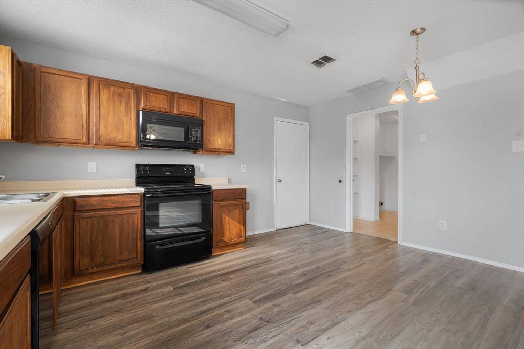 Cedar Hill, TX 75104,1215 Sullivan