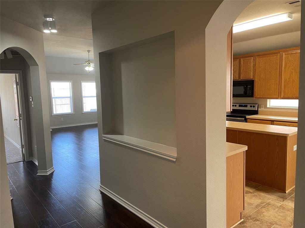 Denton, TX 76226,5908 Meadowglen Drive