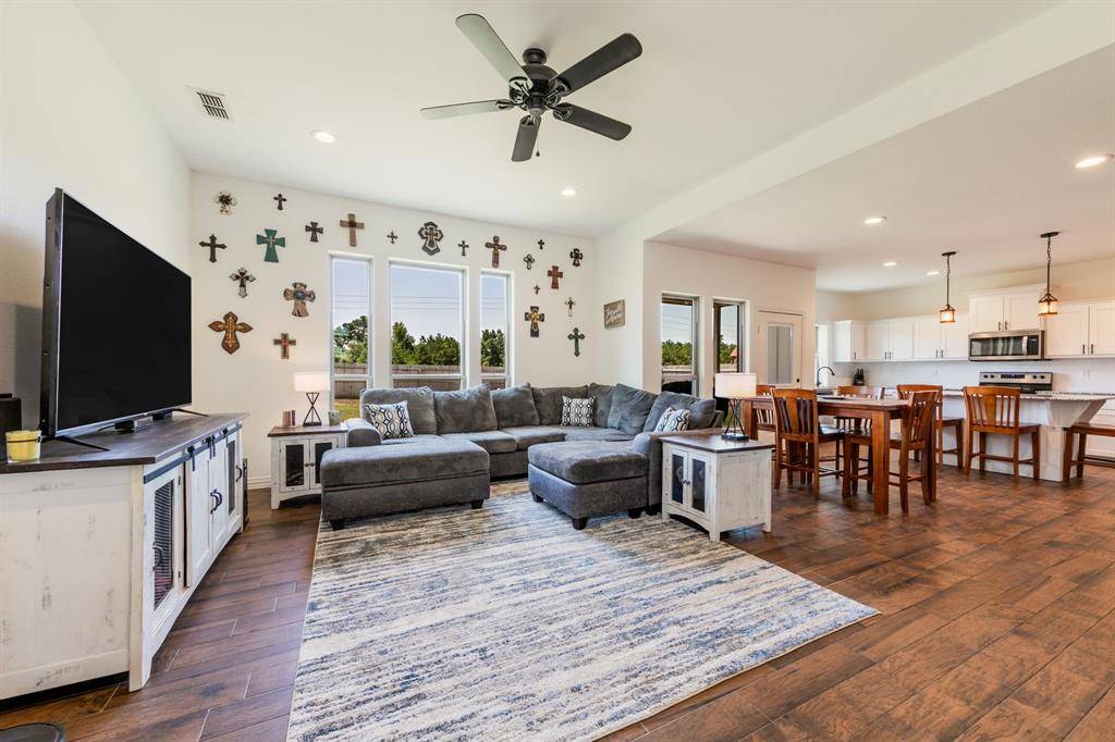 Lindale, TX 75771,15443 Anna Lane