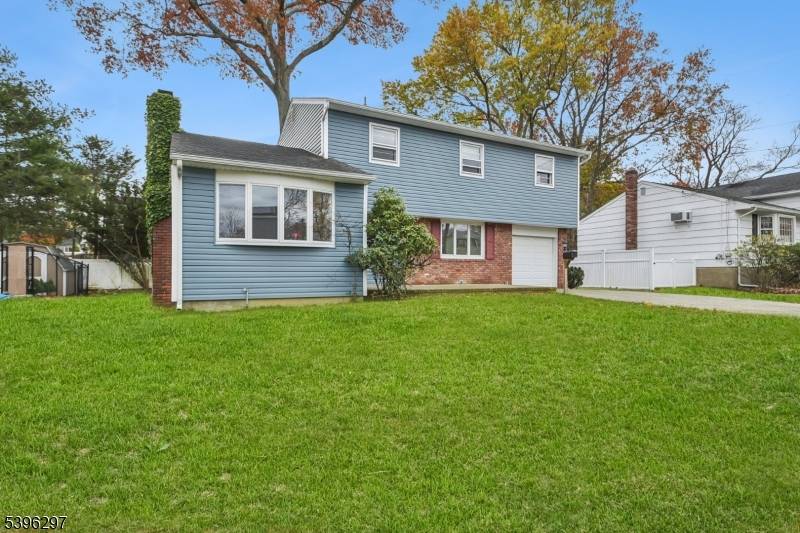 Pompton Lakes Boro, NJ 07442,36 Arcadia Rd