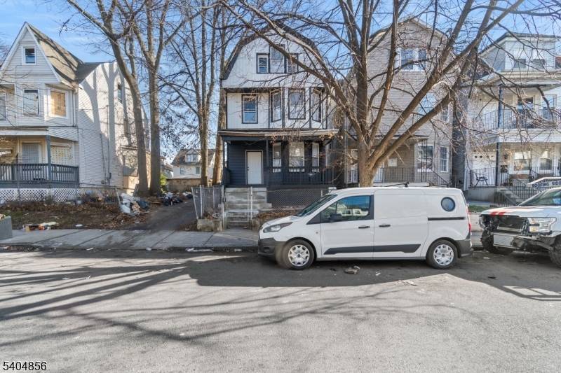 Newark City, NJ 07108,854 S 14Th St