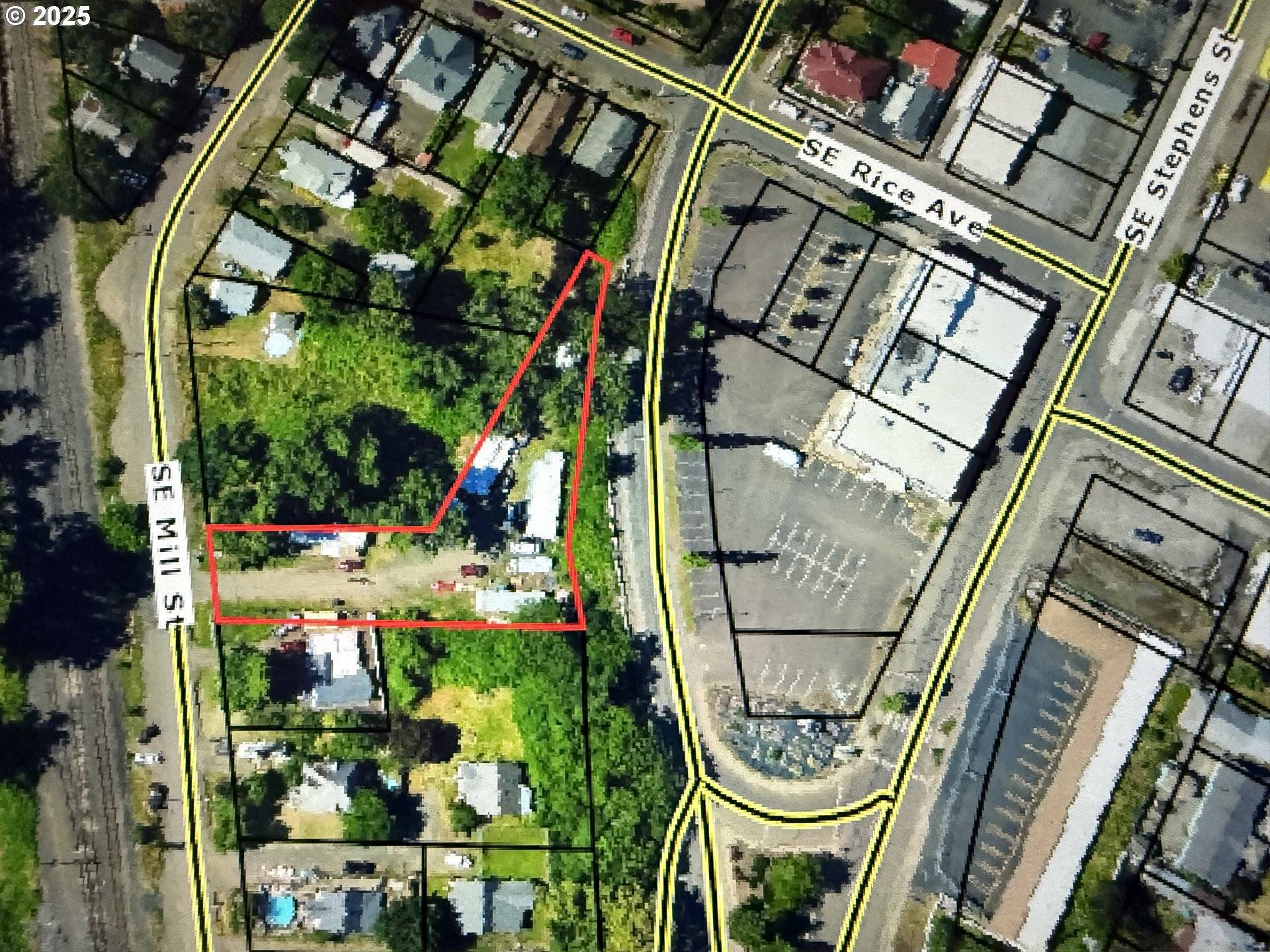 Roseburg, OR 97470,1713 SE MILL ST