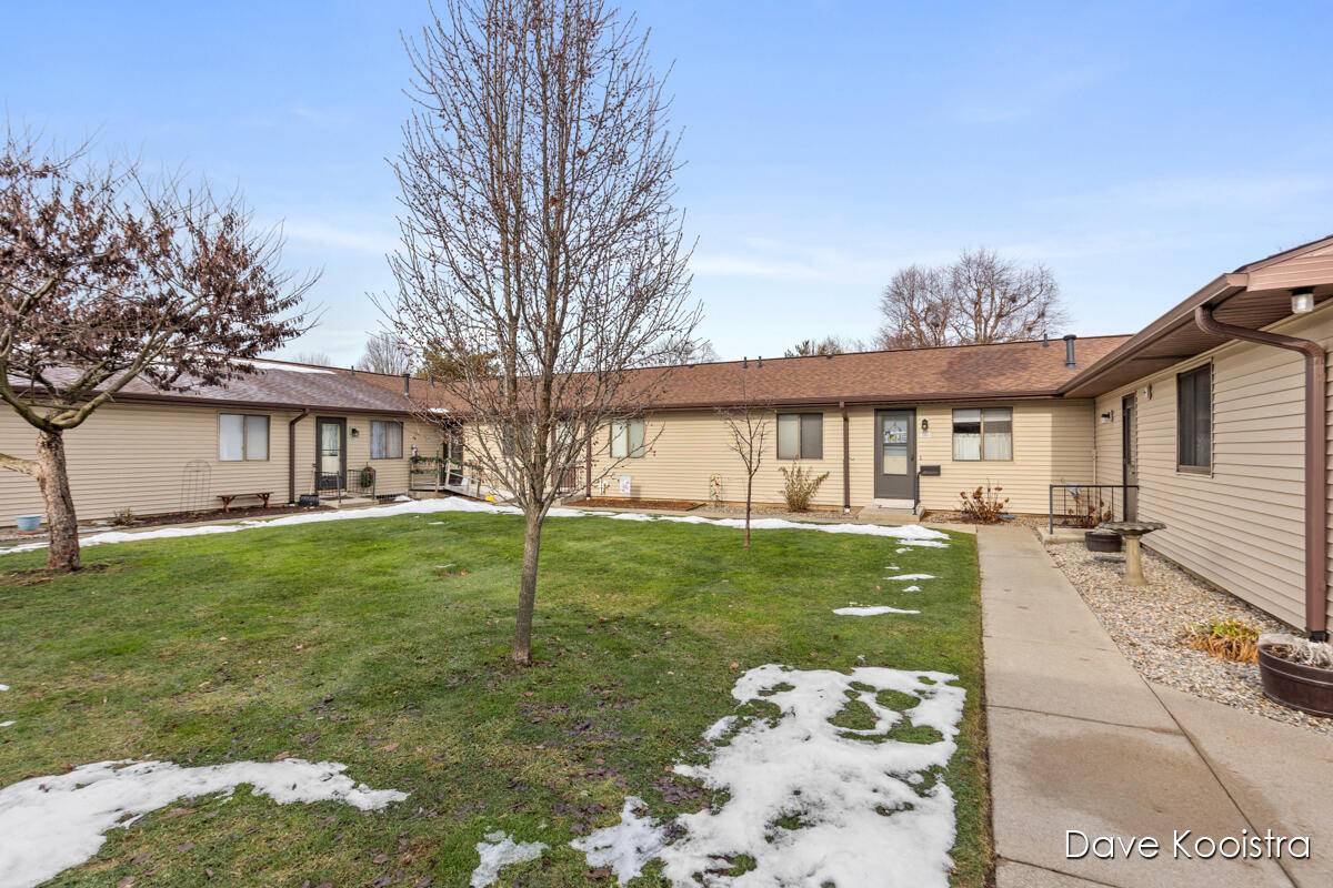 Kalamazoo, MI 49009,5064 Green Meadow RD