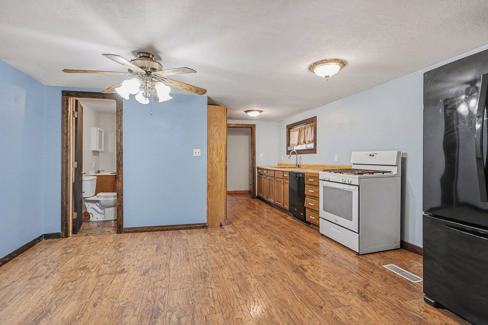 Niles, MI 49120,926 Birch ST