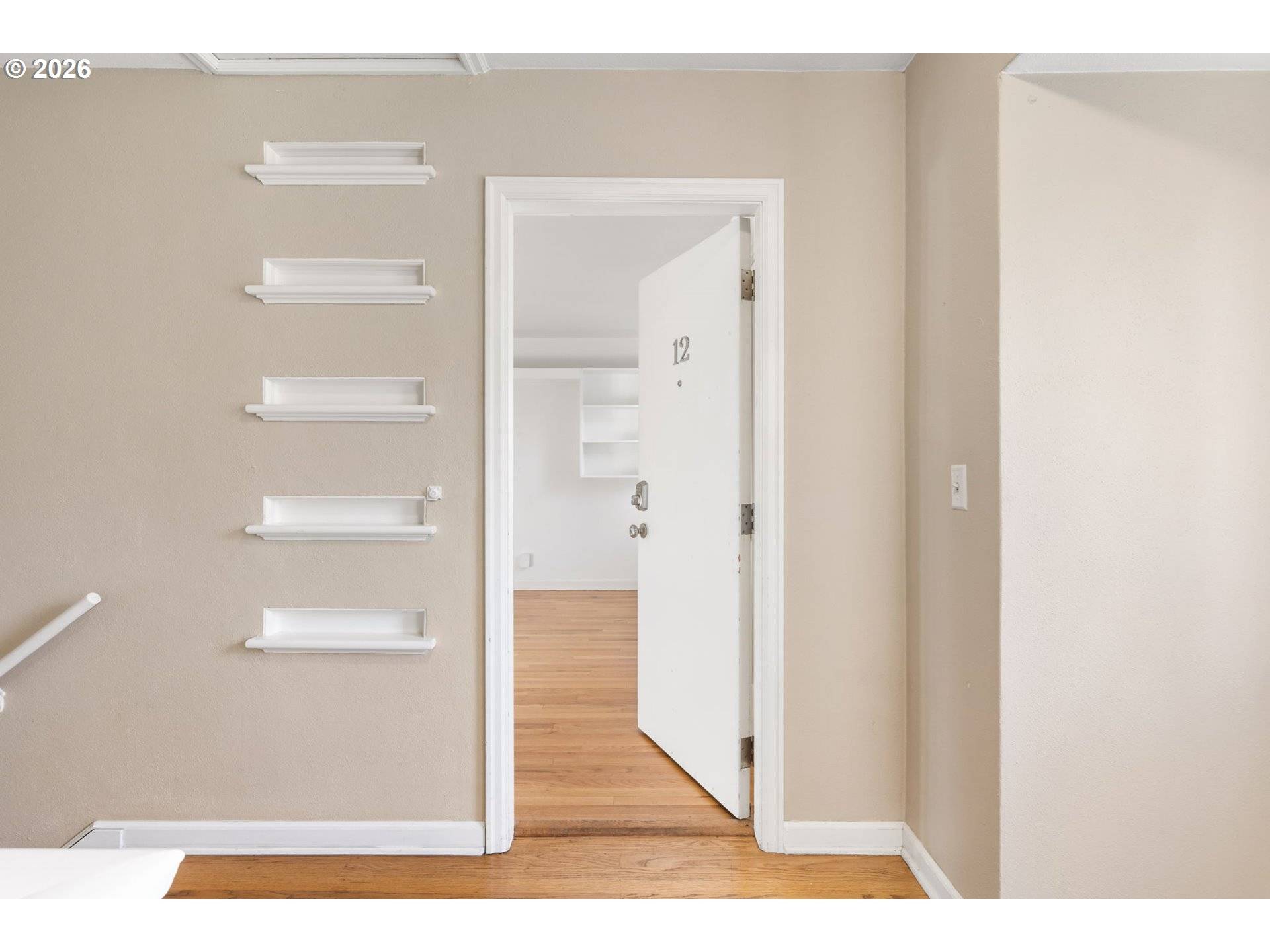 Portland, OR 97213,255 NE 61 AVE #12