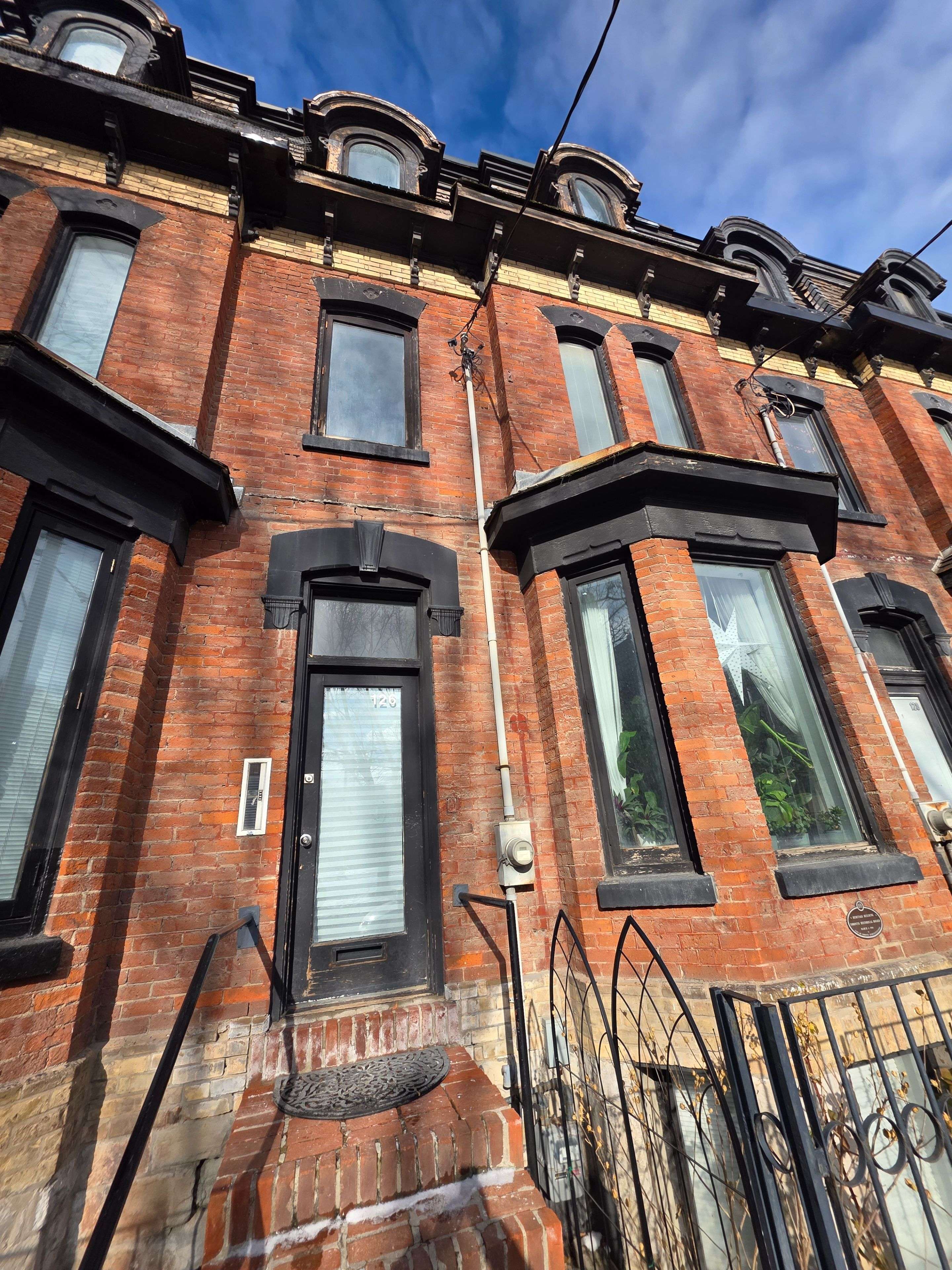 Toronto C08, ON M5A 1V8,126 Shuter ST #3