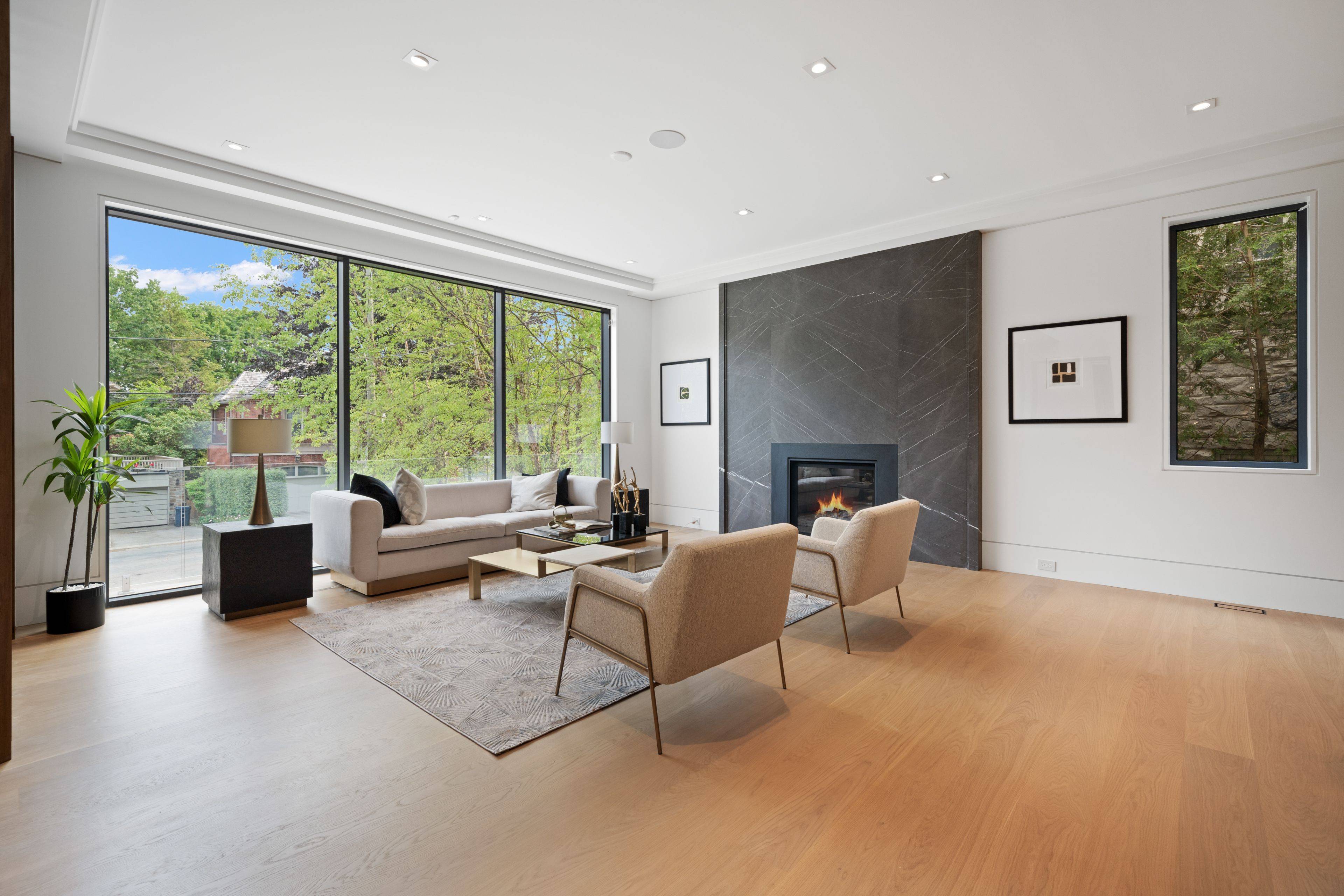 Toronto C04, ON M4N 1G4,64 Glengowan RD