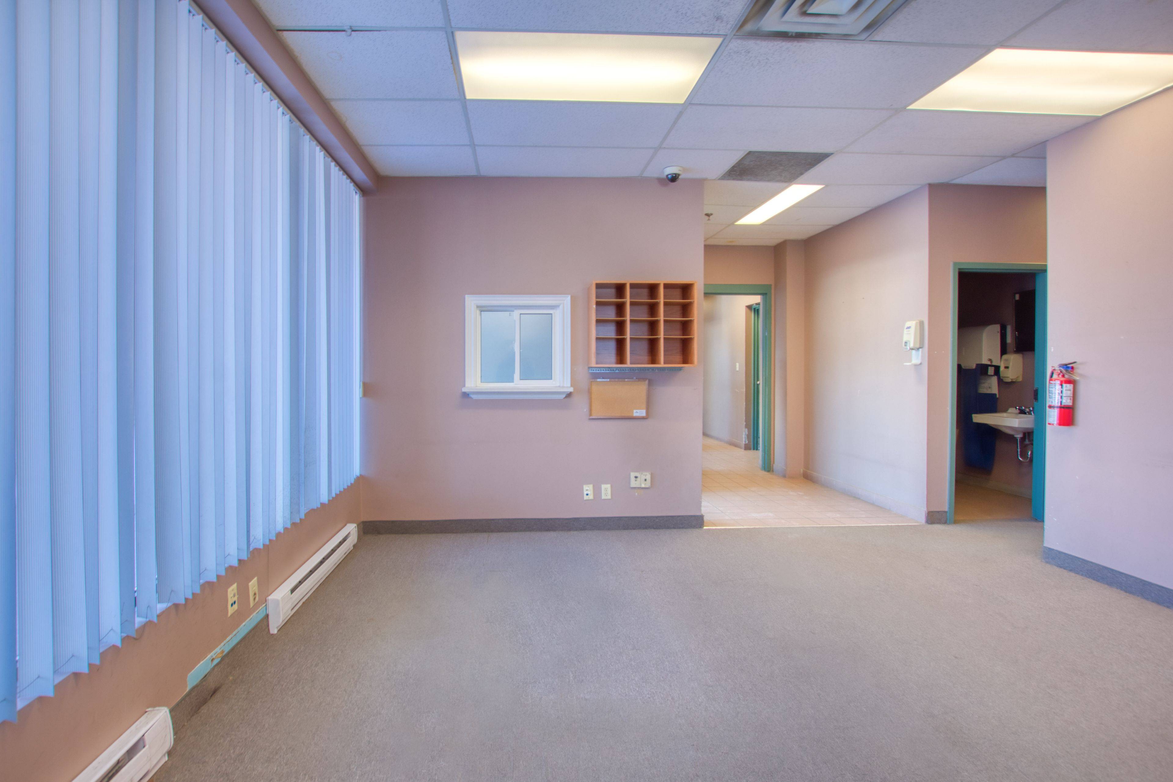 Pickering, ON L1W 3H9,1725 McPherson CRES #1