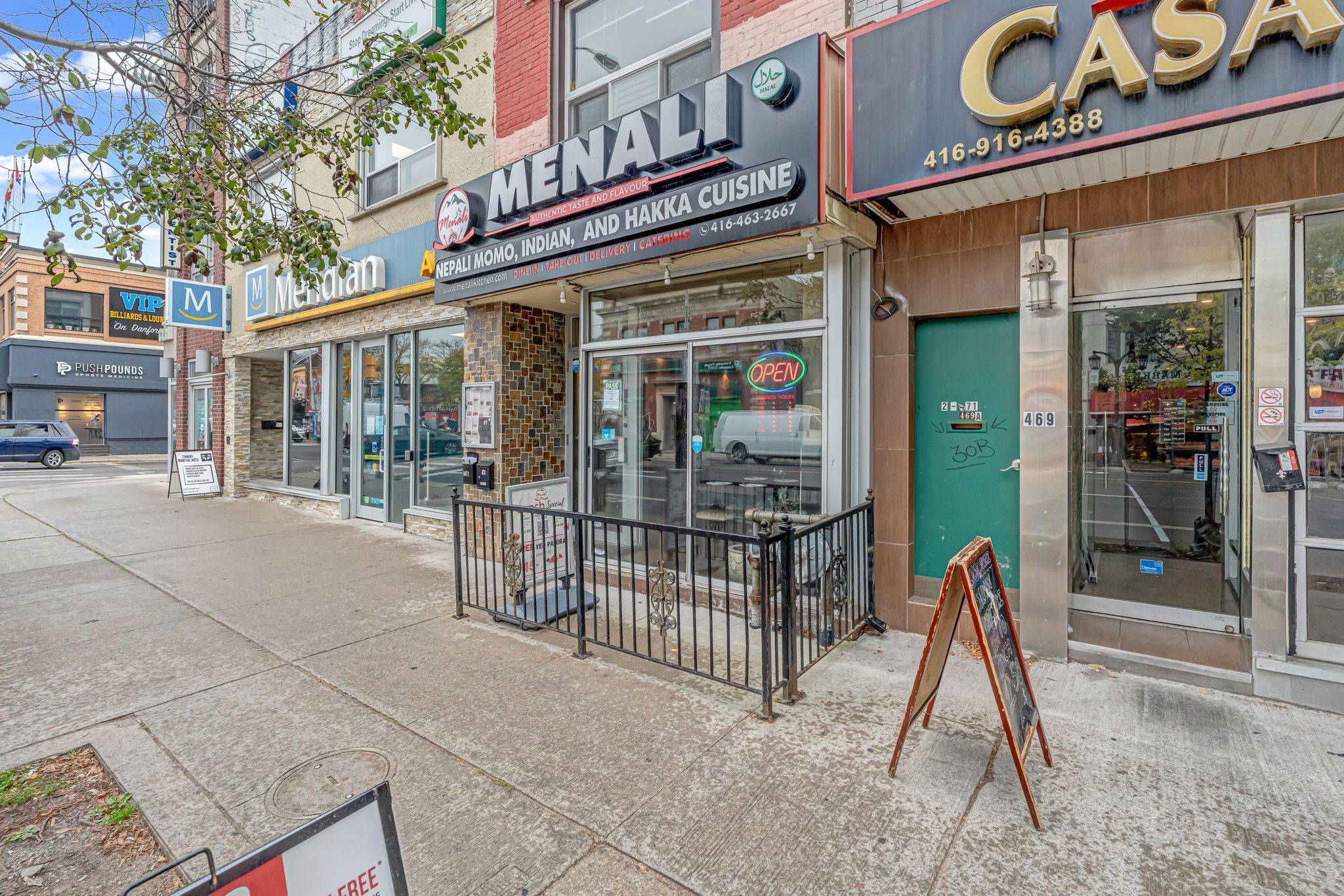 Toronto E01, ON M4K 1P1,471 Danforth AVE