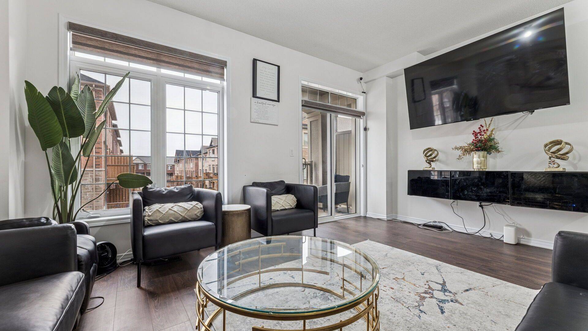 Ajax, ON L1Z 1V0,31 Healthcote LN