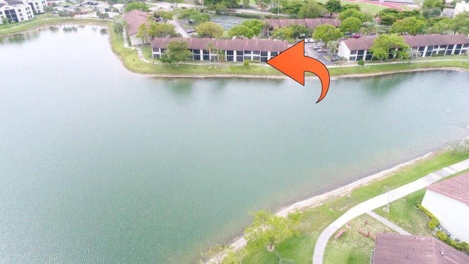 Oakland Park, FL 33309,203 Lake Pointe Dr #108