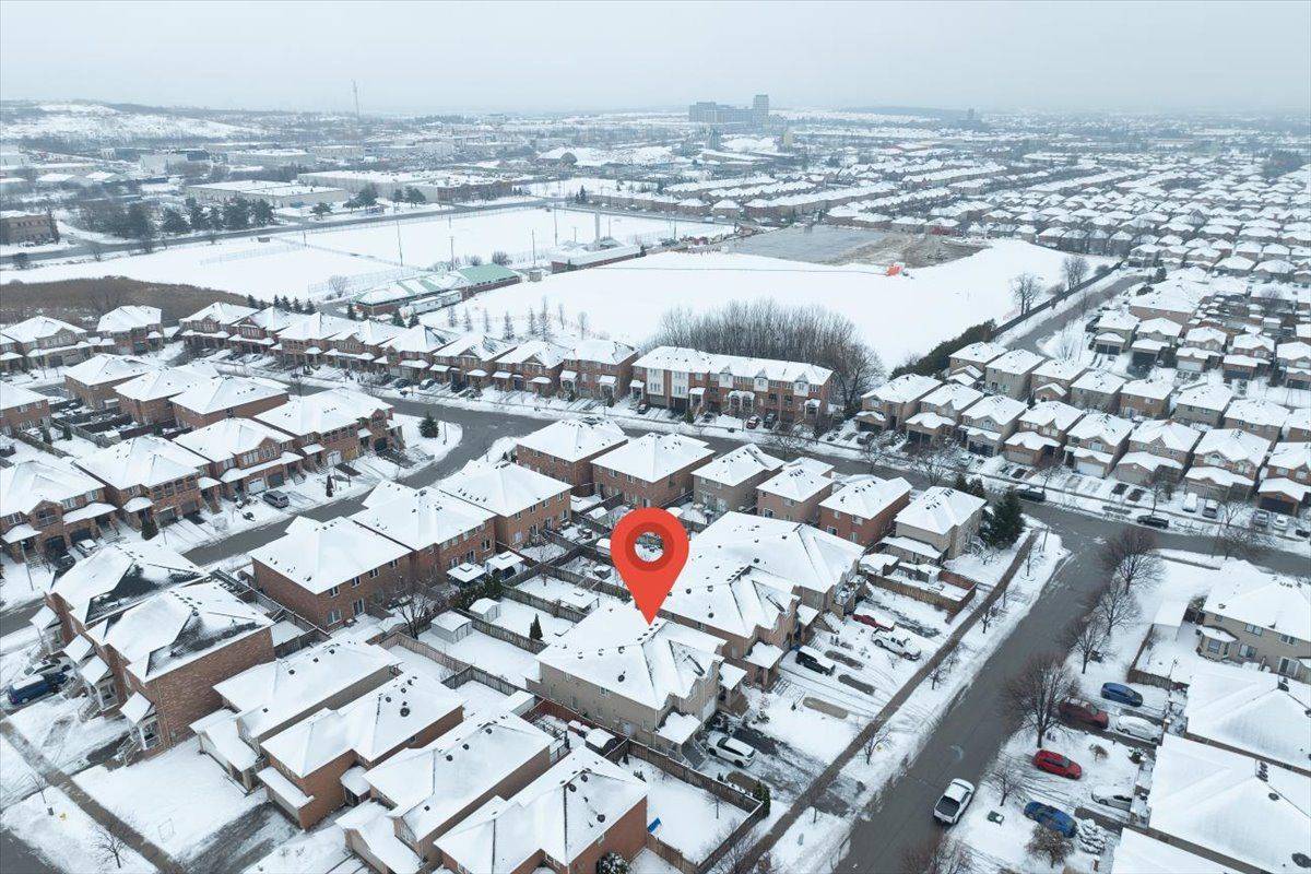 Vaughan, ON L6A 3E6,23 D'amato CRES