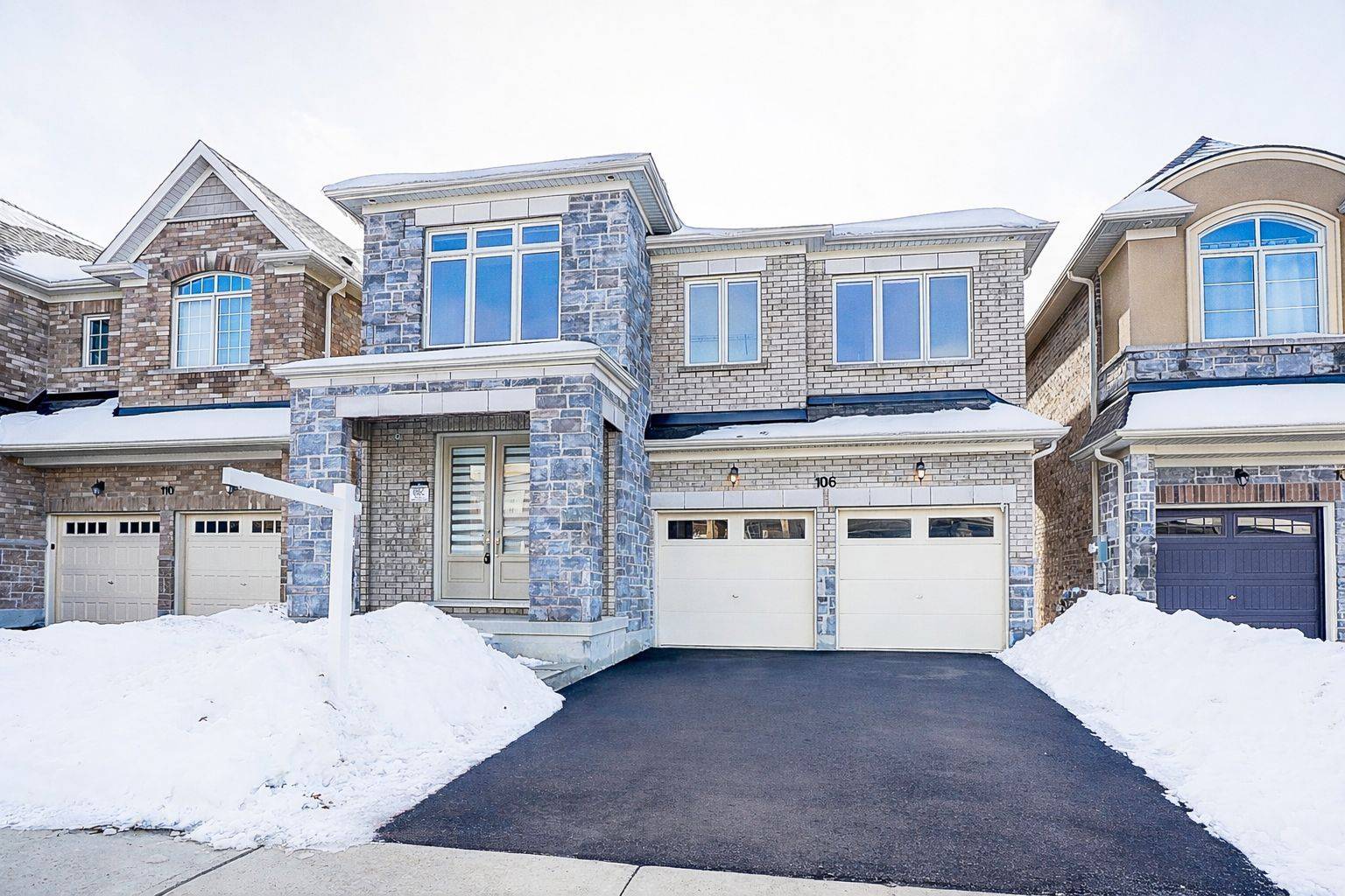 East Gwillimbury, ON L9N 1S4,106 Angus Morton CRES