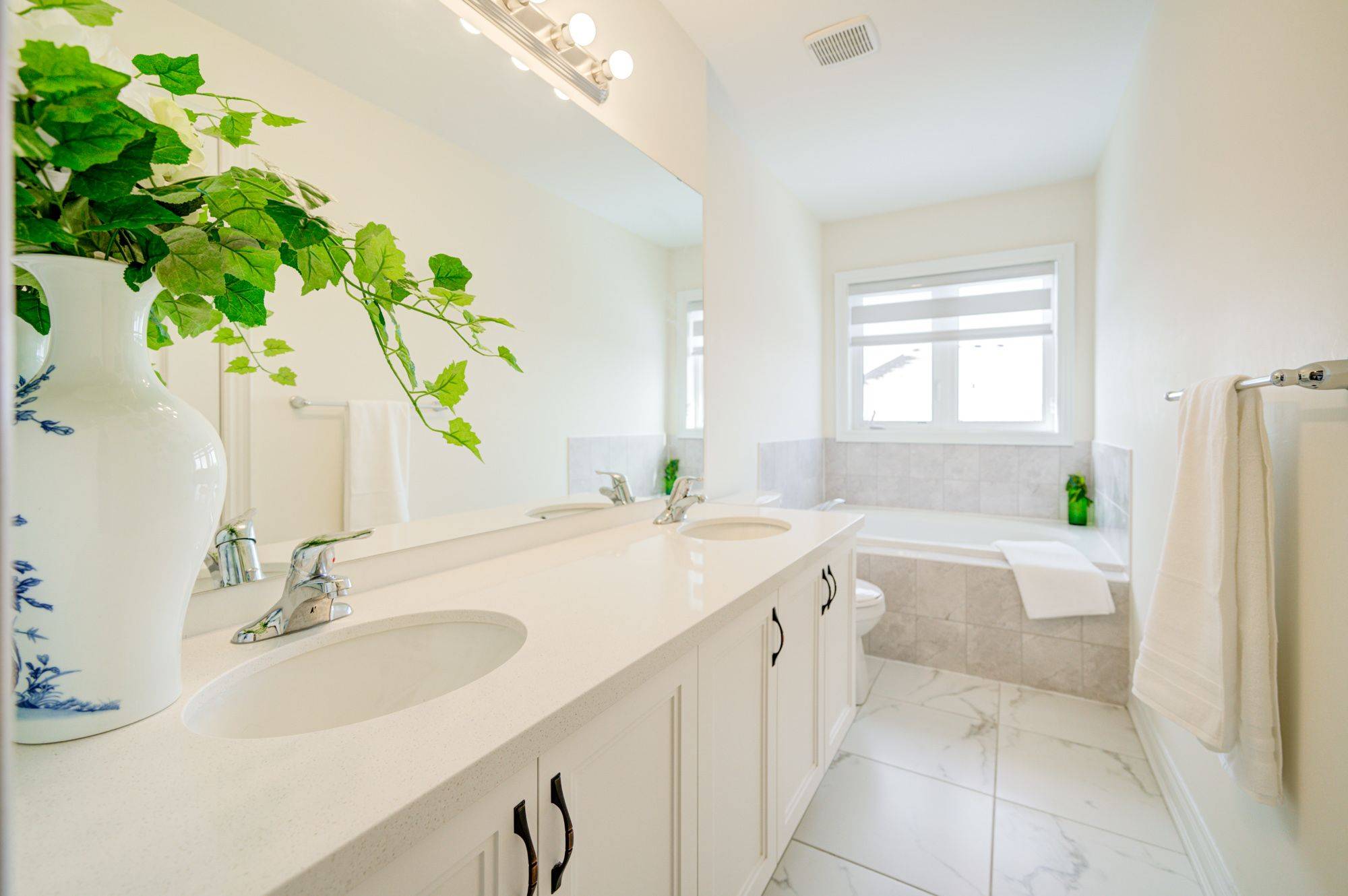 Markham, ON L3S 0E9,22 Thomas Hope LN