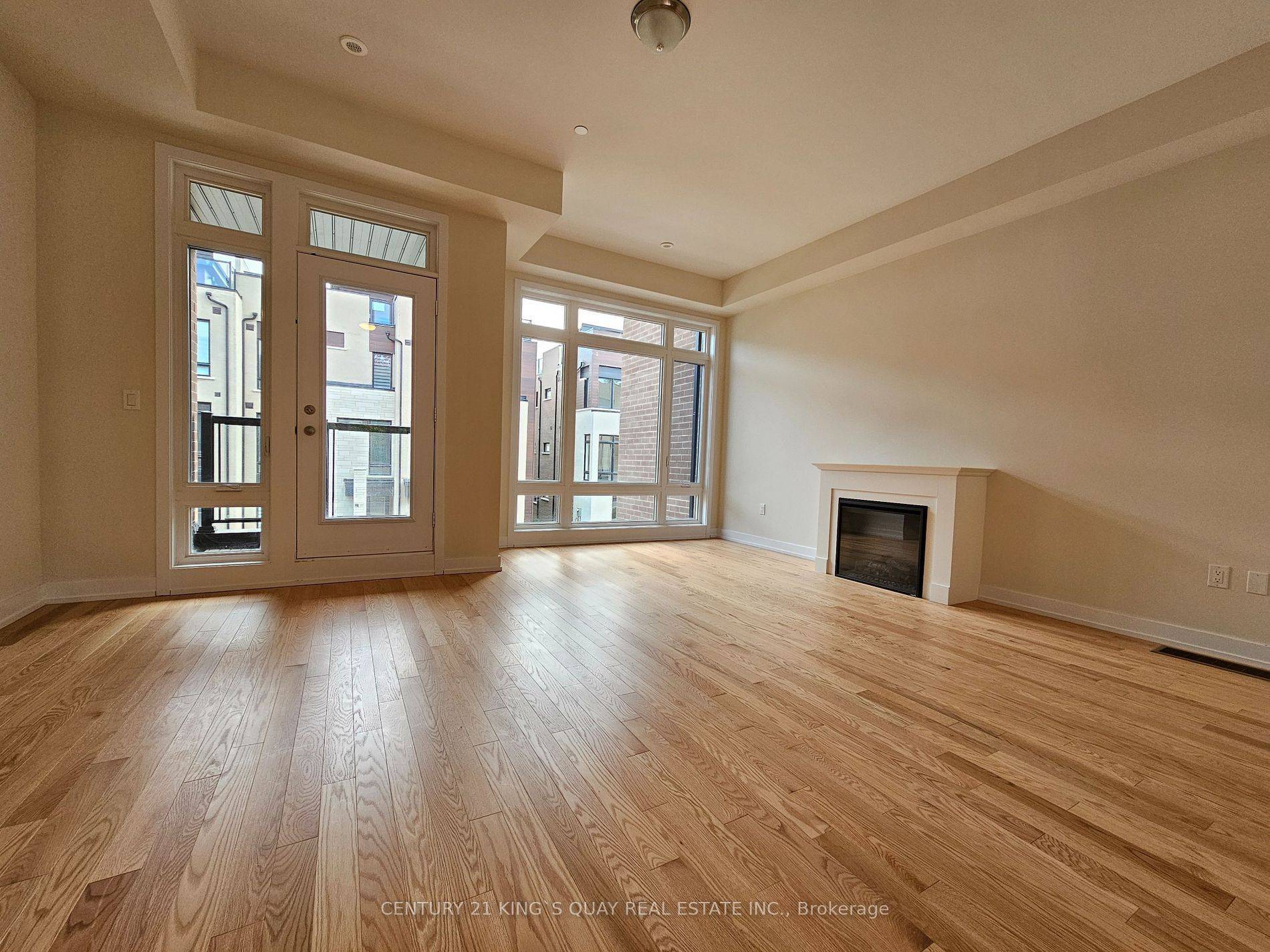 Richmond Hill, ON L4E 1G9,118 Credit LN