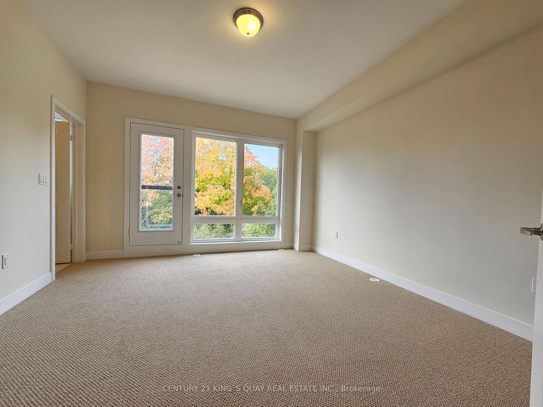 Richmond Hill, ON L4E 1G9,118 Credit LN