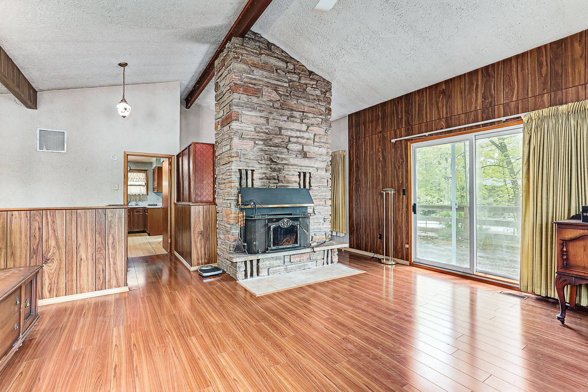 Wasaga Beach, ON L9Z 2V1,828 Oxbow Park DR