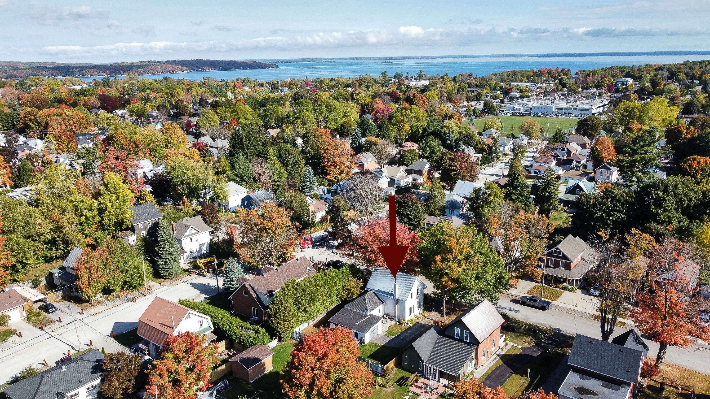 Midland, ON L4R 3J4,456 Queen ST