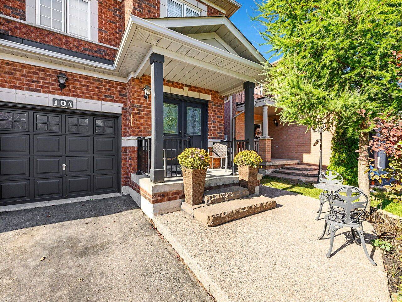 Caledon, ON L7E 2X6,104 Humbershed CRES