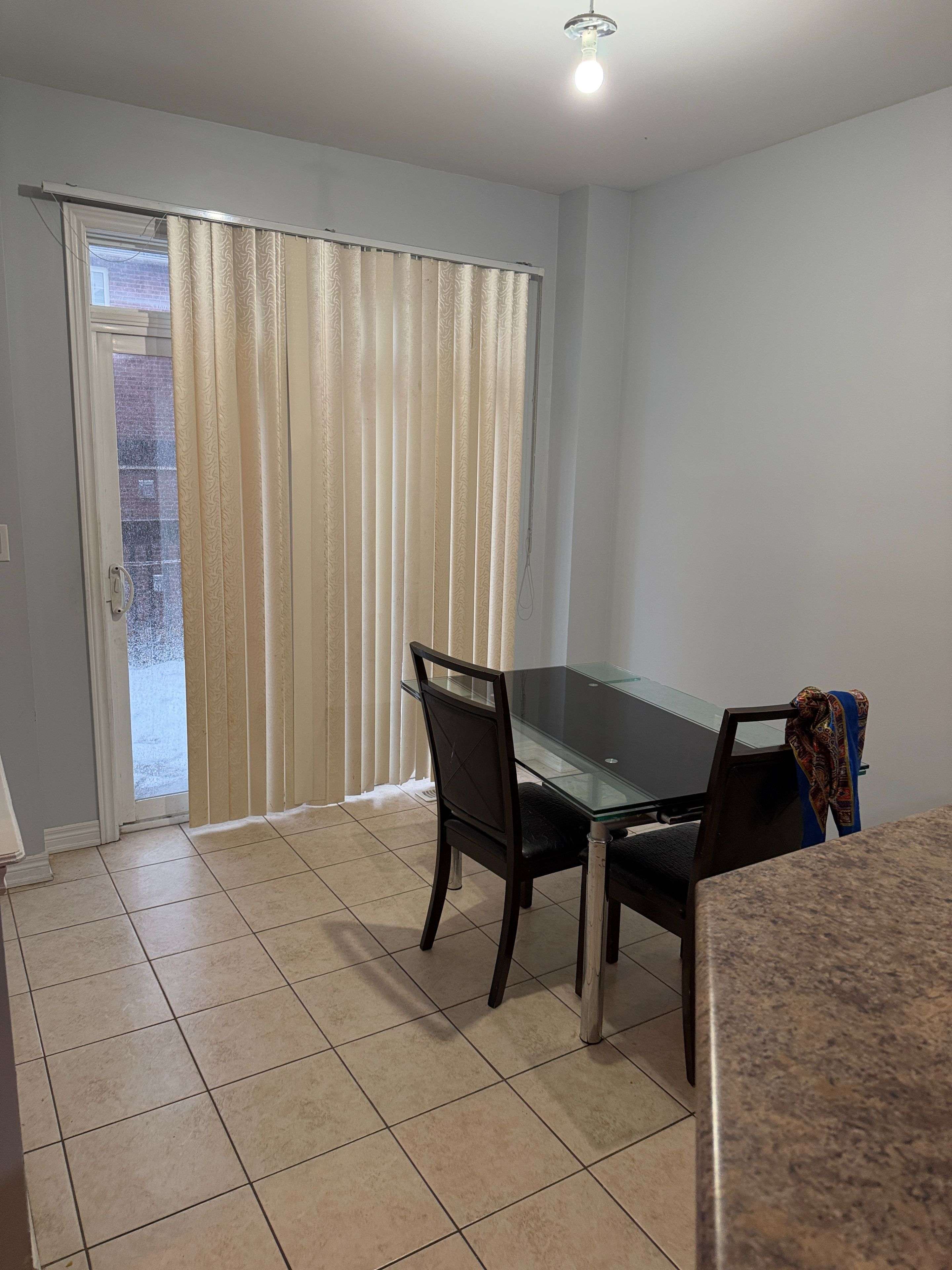 Oakville, ON L6M 0H2,2251 Kwinter RD