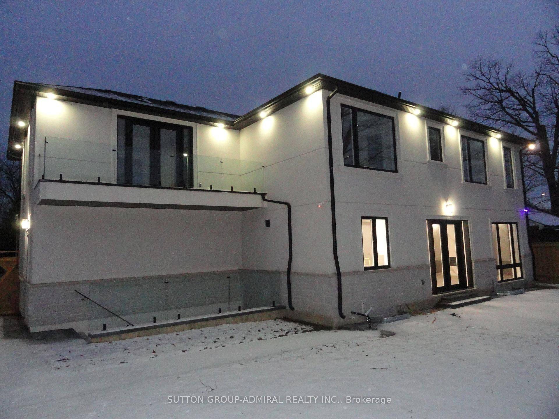 Mississauga, ON L5E 2T5,1377 Rometown DR