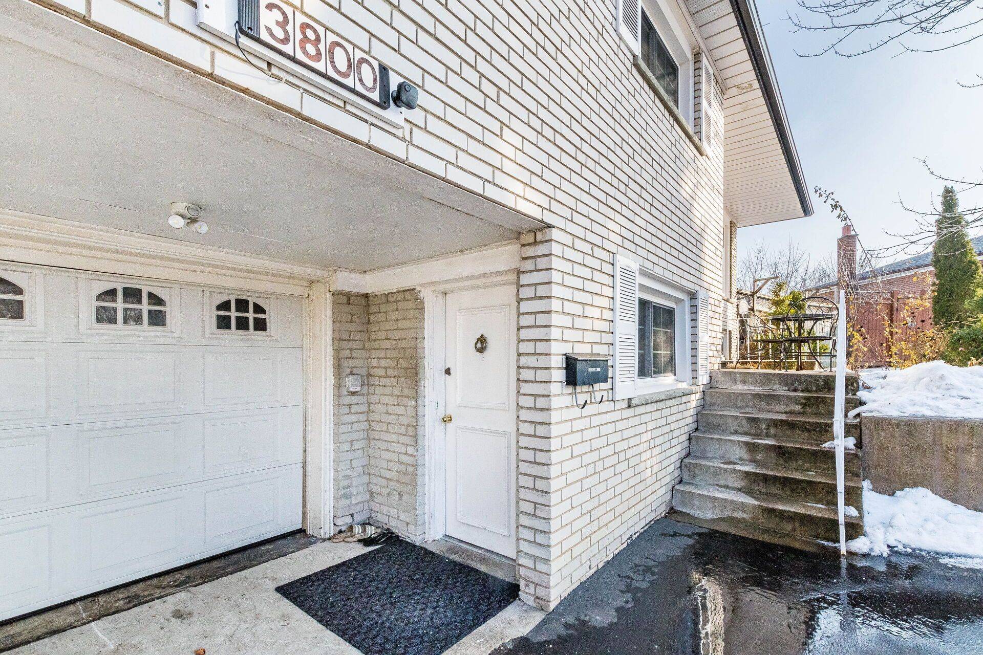 Mississauga, ON L4T 2A2,3800 Wyewood RD