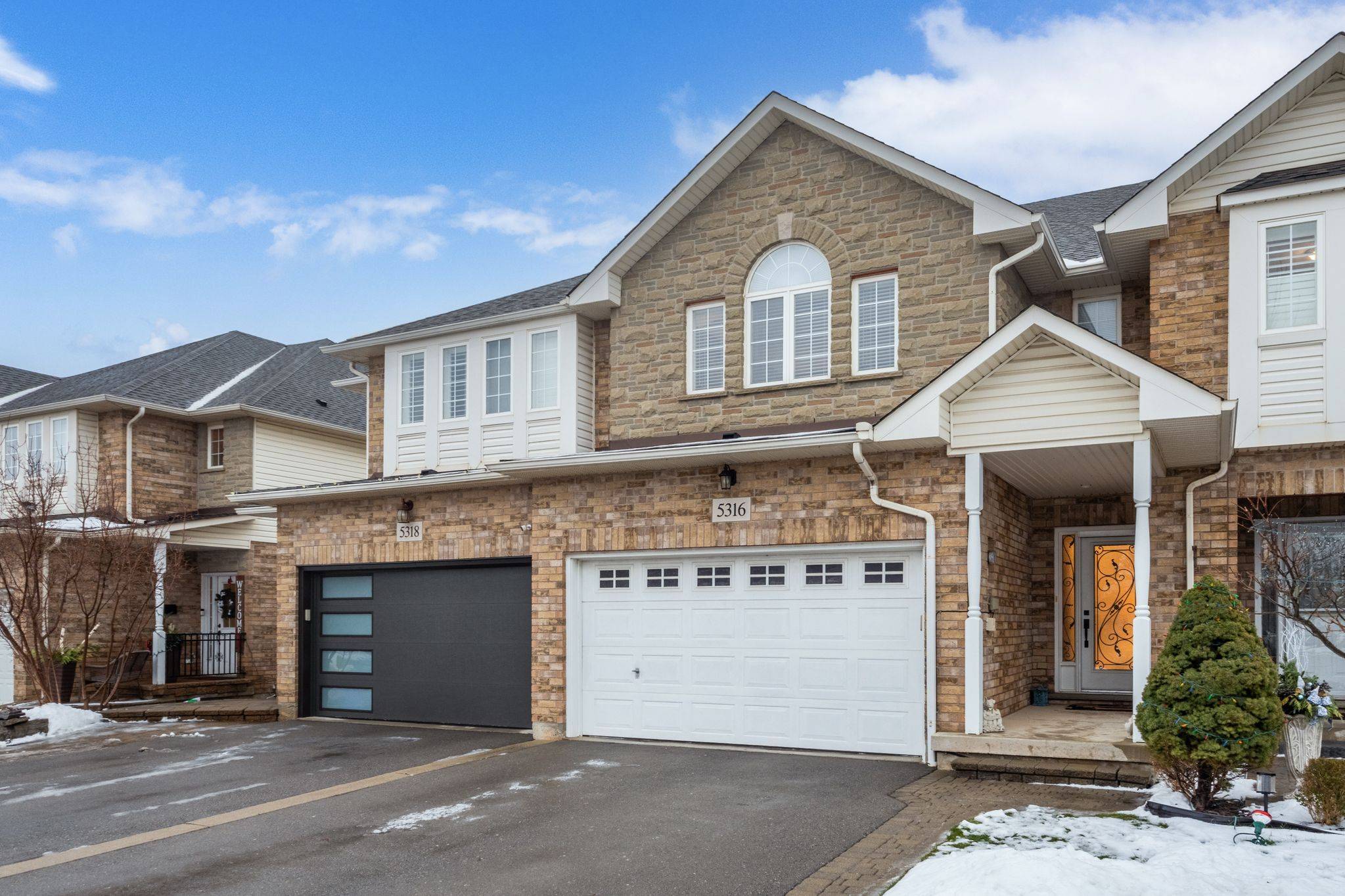 Burlington, ON L7L 6Z9,5316 Dryden AVE