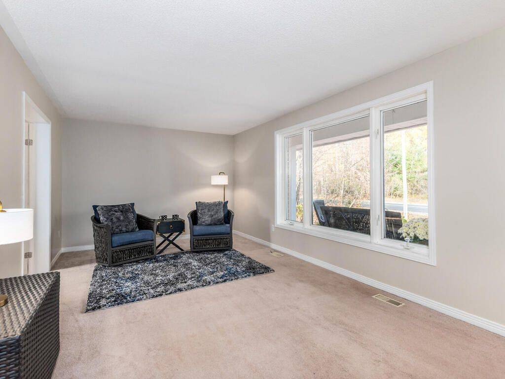 Carp - Huntley Ward, ON K0A 1L0,1423 Diamondview RD