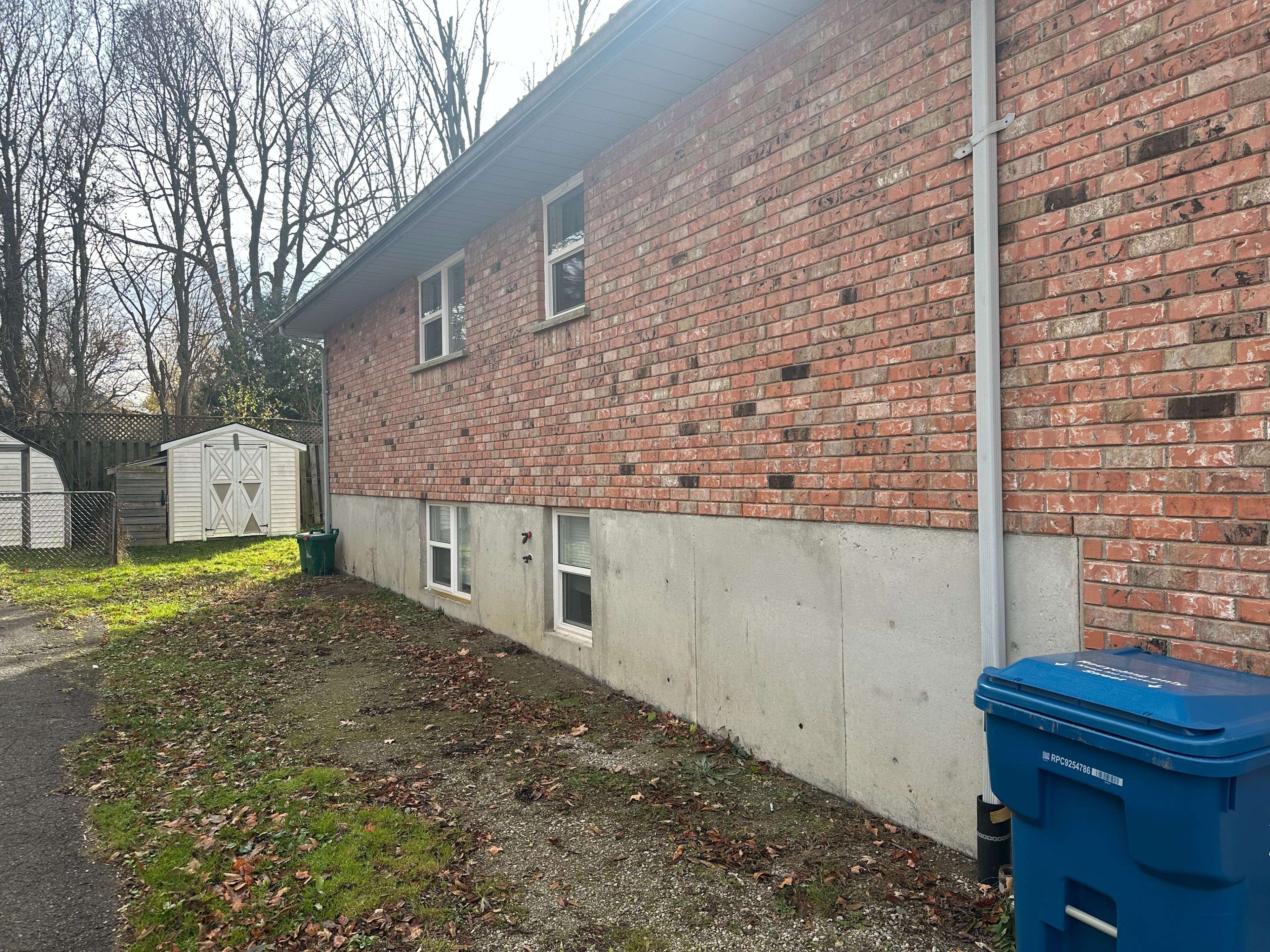 Stratford, ON N5A 1G1,13 Inverness ST