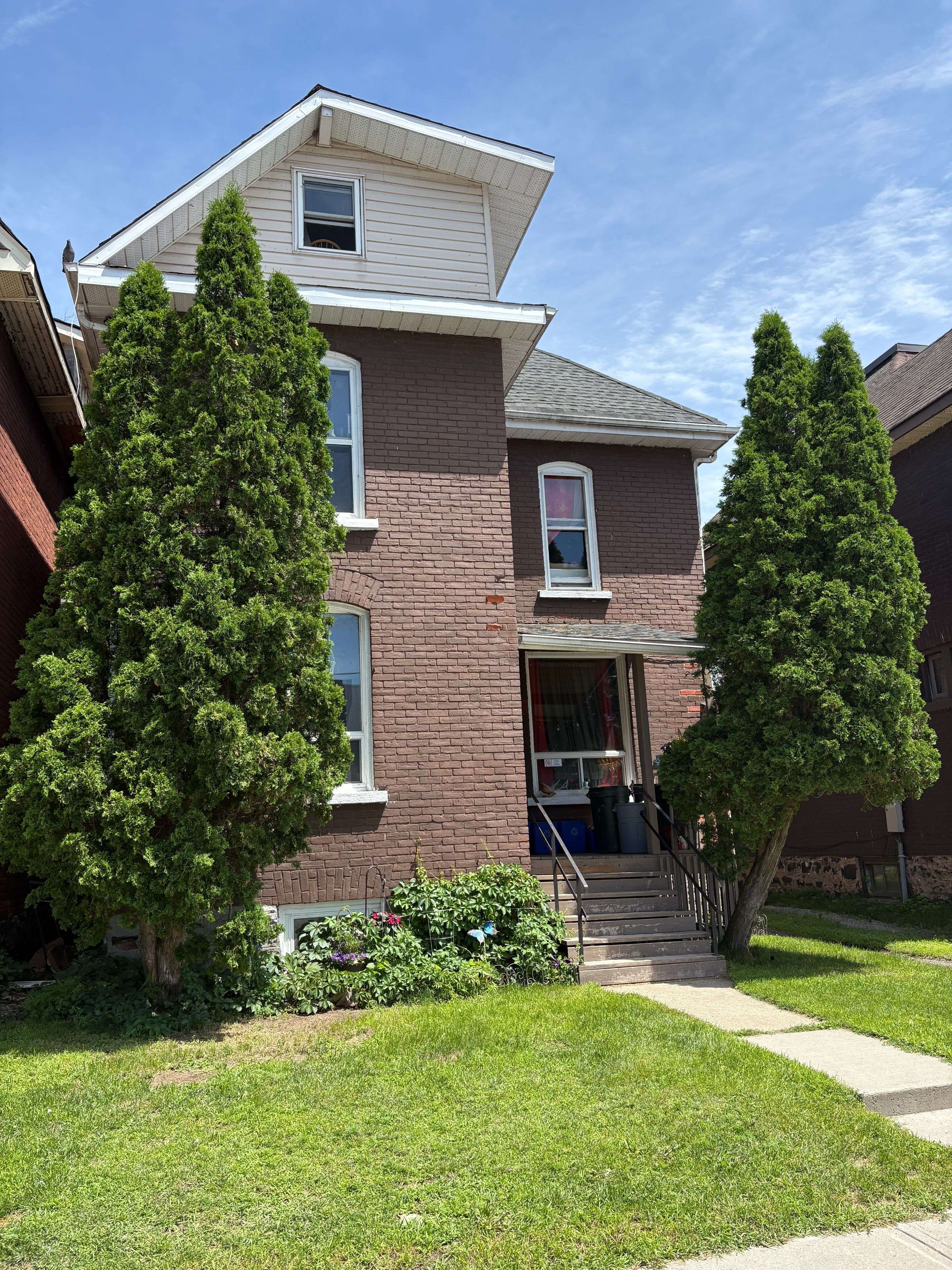 North Bay, ON P1B 1B8,586 Main ST E