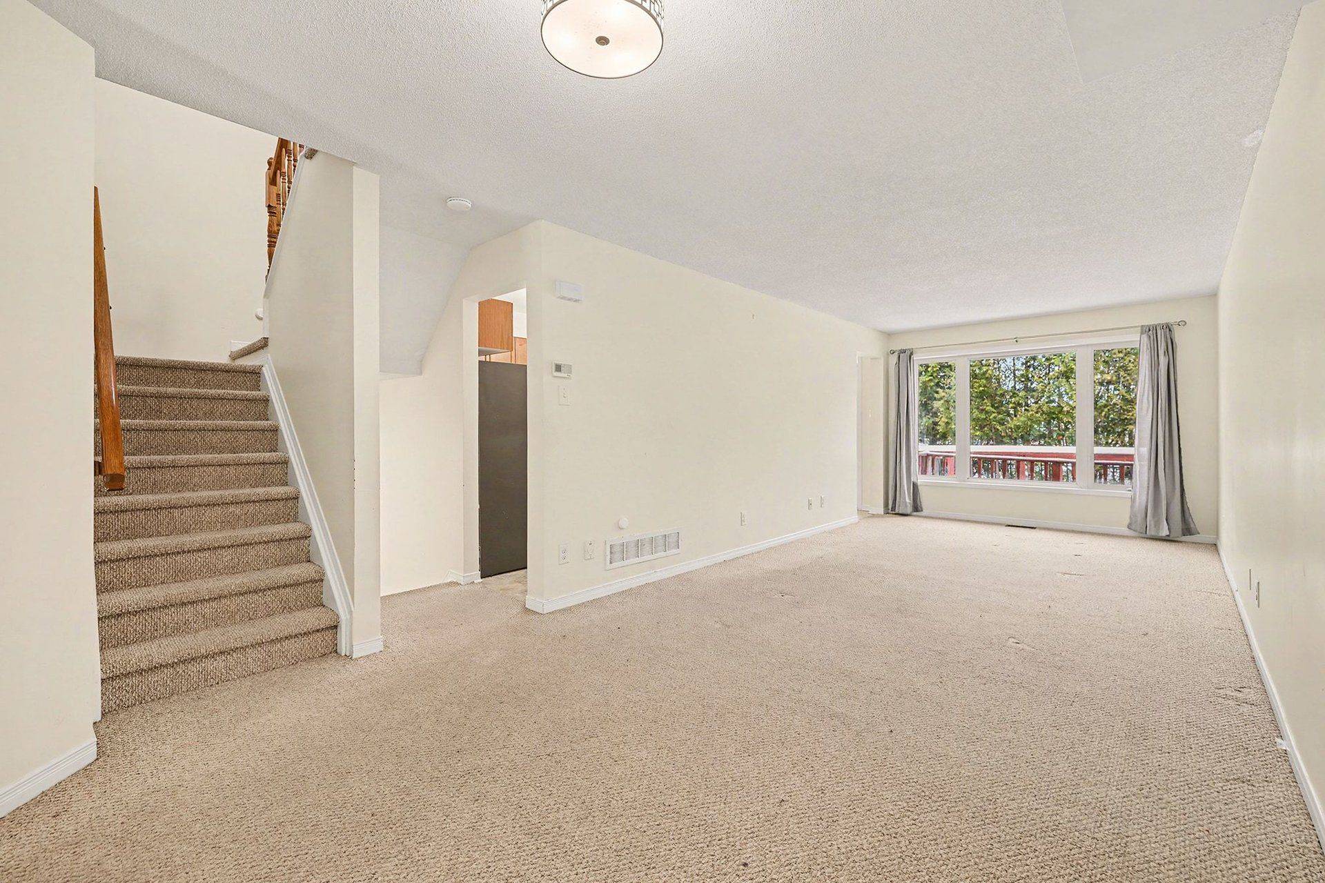 Kanata, ON K2K 0C3,1073 Marconi AVE