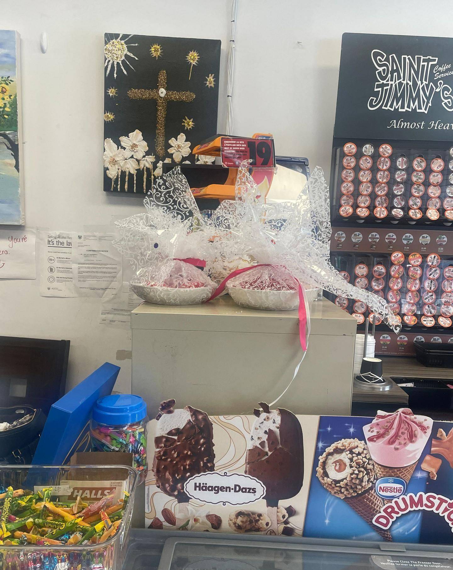 Cambridge, ON N1R 1W6,174 Main ST