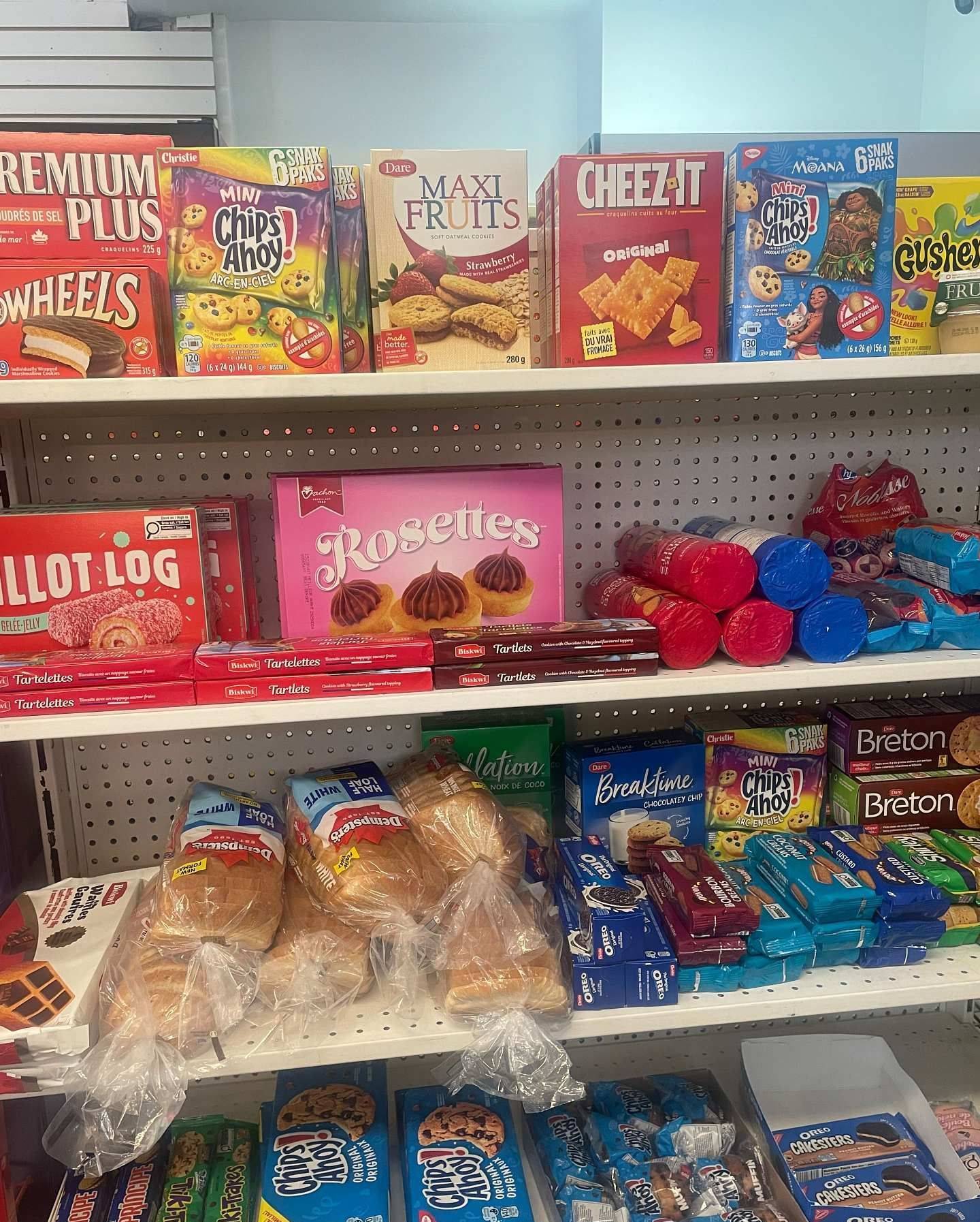 Cambridge, ON N1R 1W6,174 Main ST