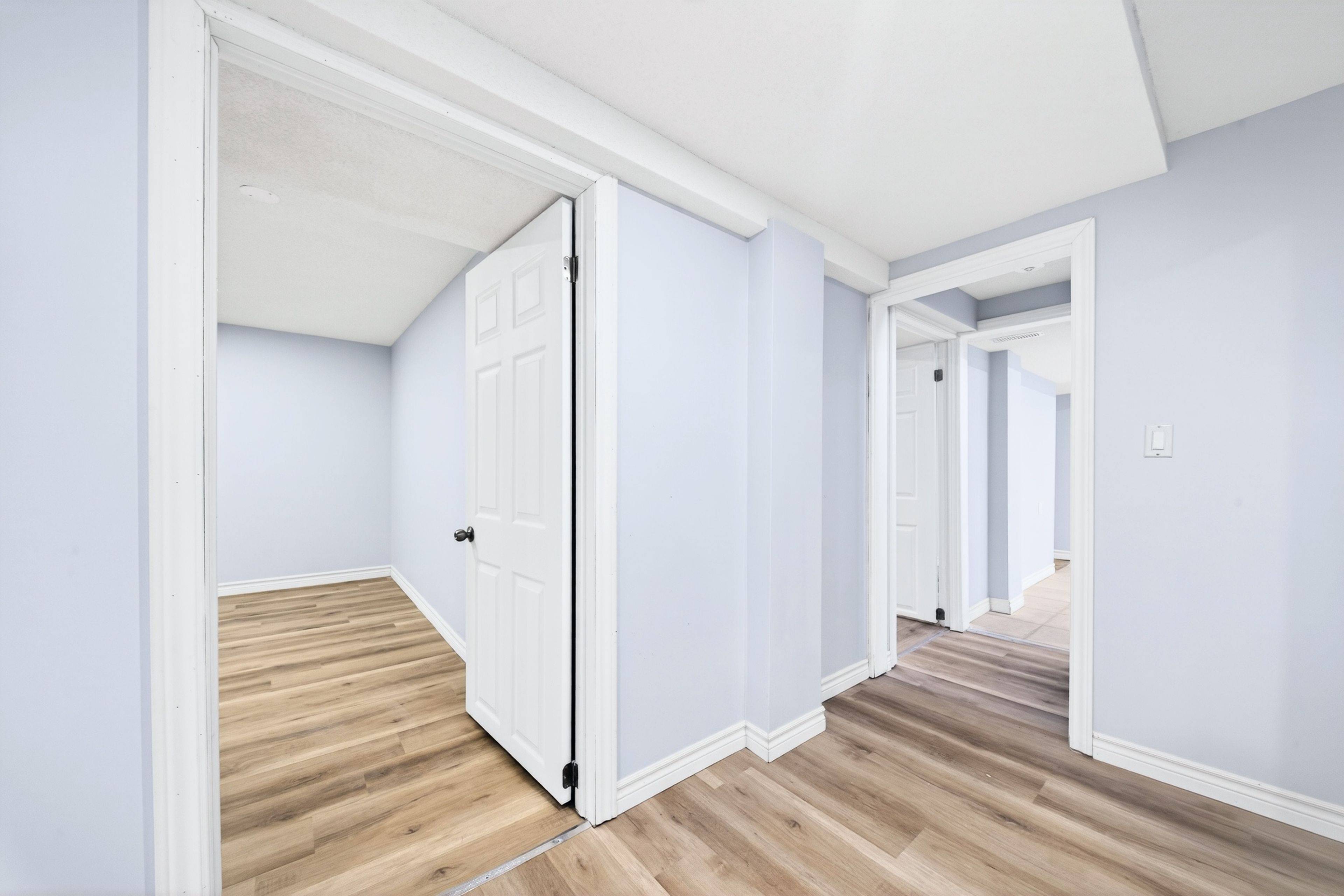 Hamilton, ON L9C 3K5,100 West 3rd ST