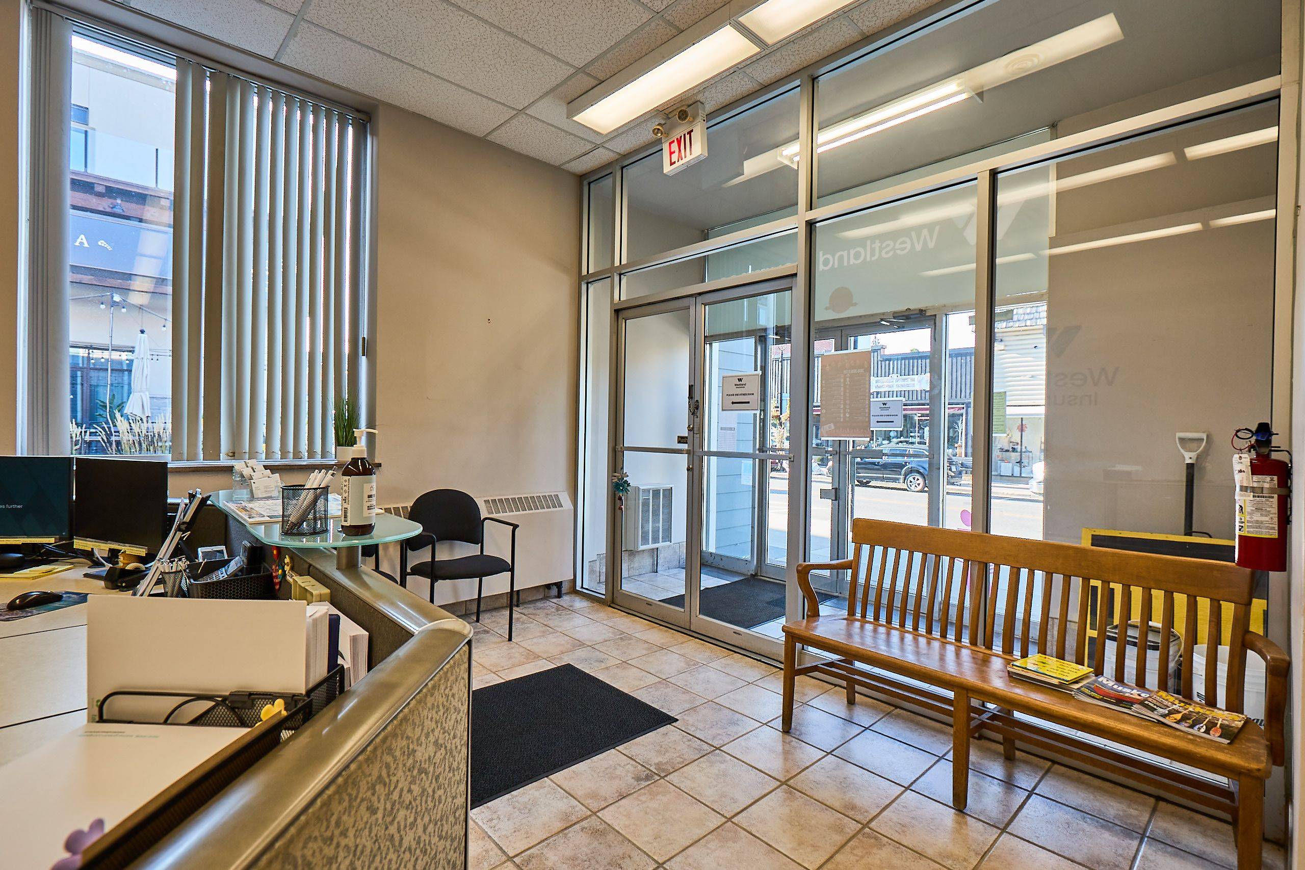 Huntsville, ON P1H 2C6,27 Main ST E