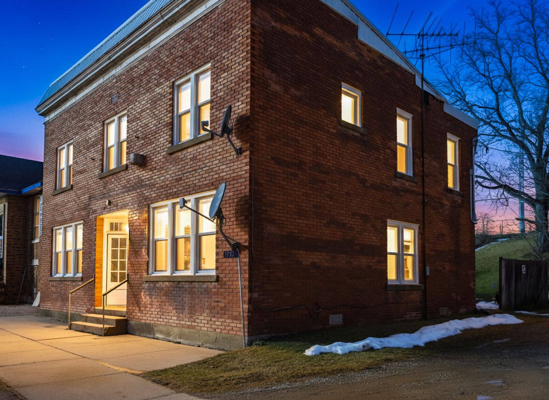 Southwest Middlesex, ON N0L 2N9,1792 Longwoods RD