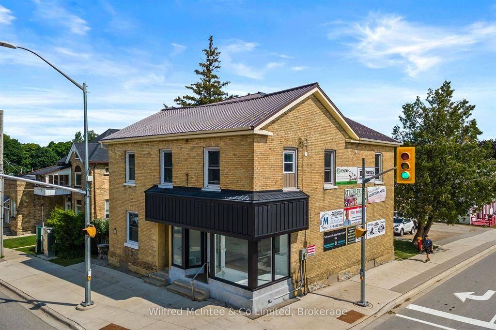 Minto, ON N0G 1Z0,4 ELORA ST N