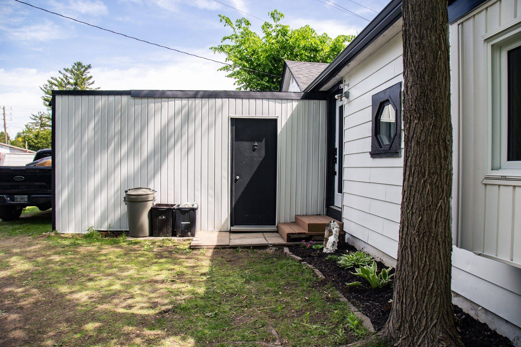 Norfolk, ON N3Y 4J9,948 Mcdowell RD E