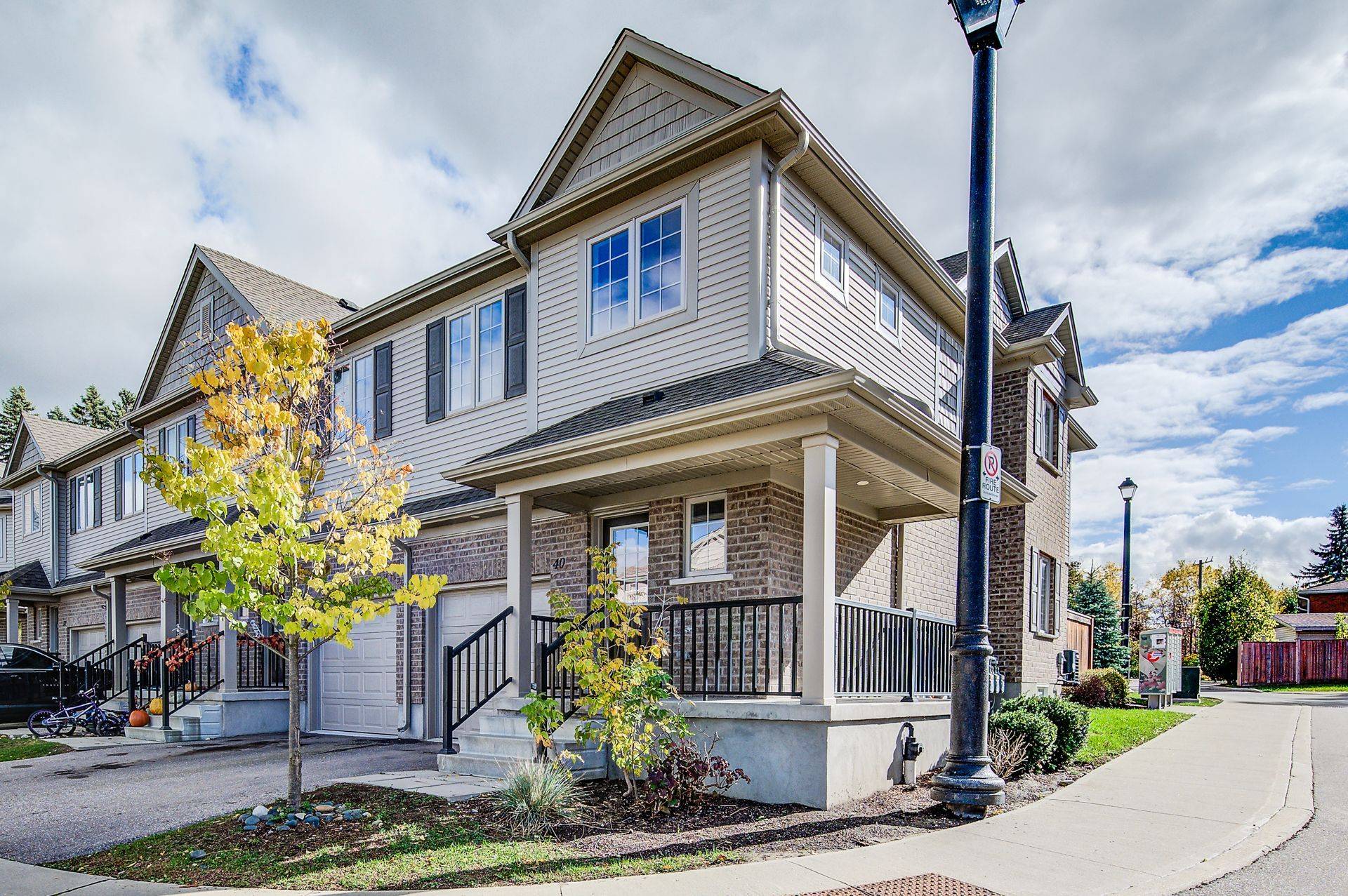 Kitchener, ON N2P 1C5,50 Pinnacle DR #40