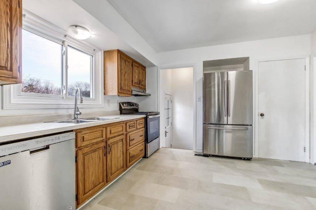 St. Thomas, ON N5R 2G8,195 Myrtle ST