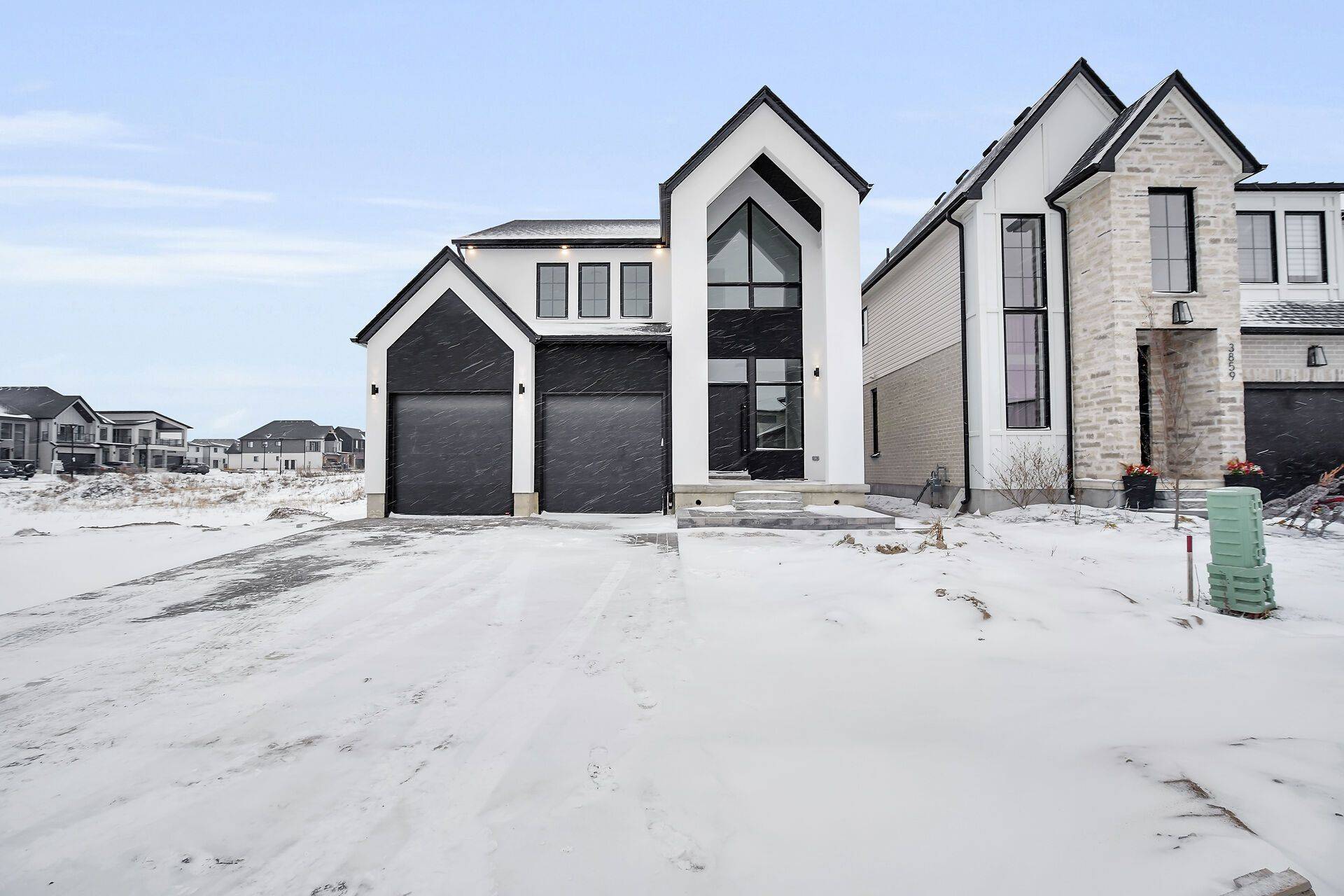 London South, ON N6P 0A3,3853 Big Leaf TRL