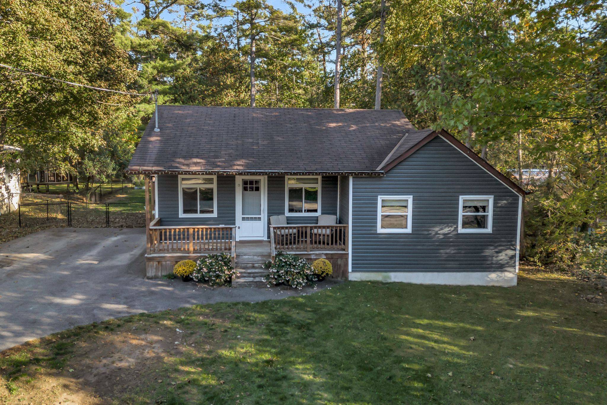 Kawartha Lakes, ON K0M 1N0,16 Parkhill DR