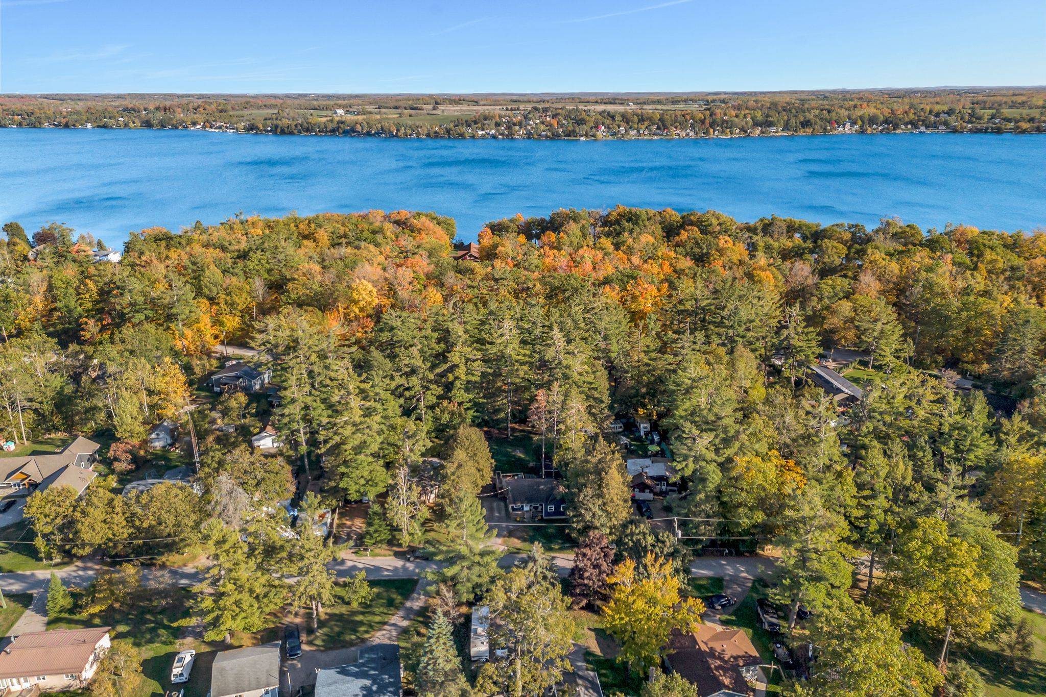 Kawartha Lakes, ON K0M 1N0,16 Parkhill DR